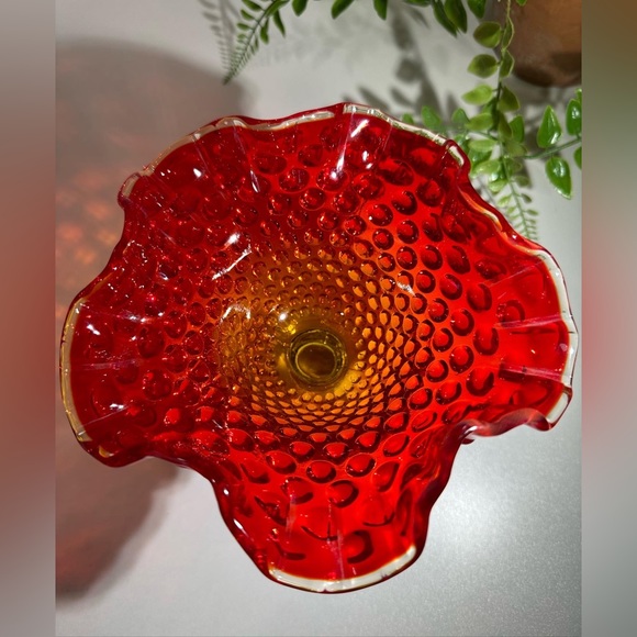 ✨HIGH CADMIUM GLOW✨ Vintage Kanawha Amberina Ruffled Edge Hobnail Glass Compote - Picture 5 of 9